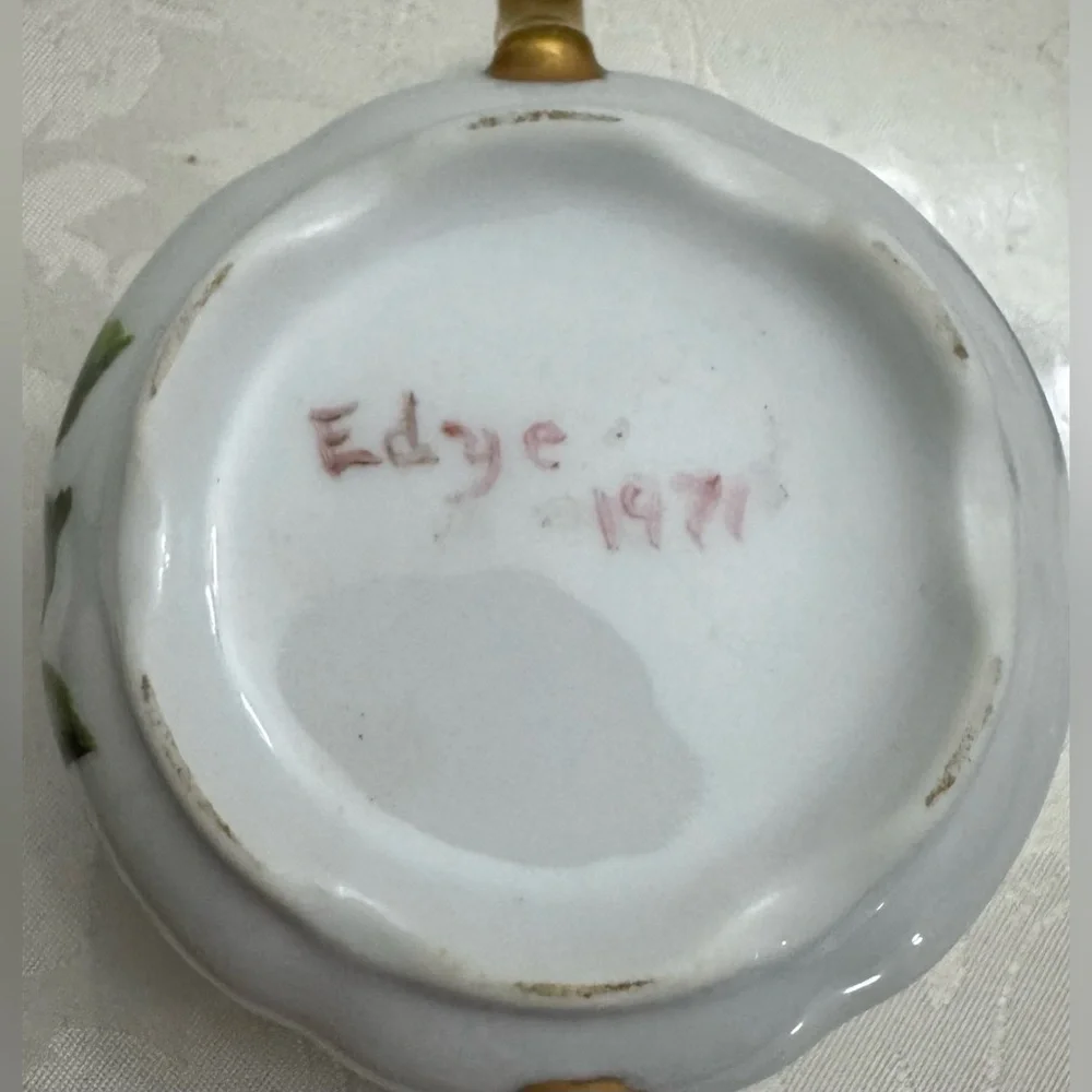 Vintage hand-painted creamer and sugar bowl set, porcelain (As-Is) by Edye 1971